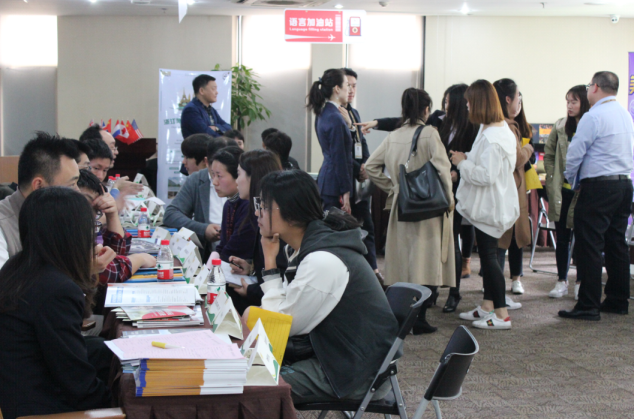 1535534717612902.png 24.png