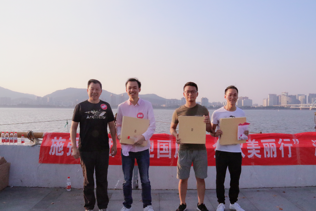 1538284990894611.png 2.png